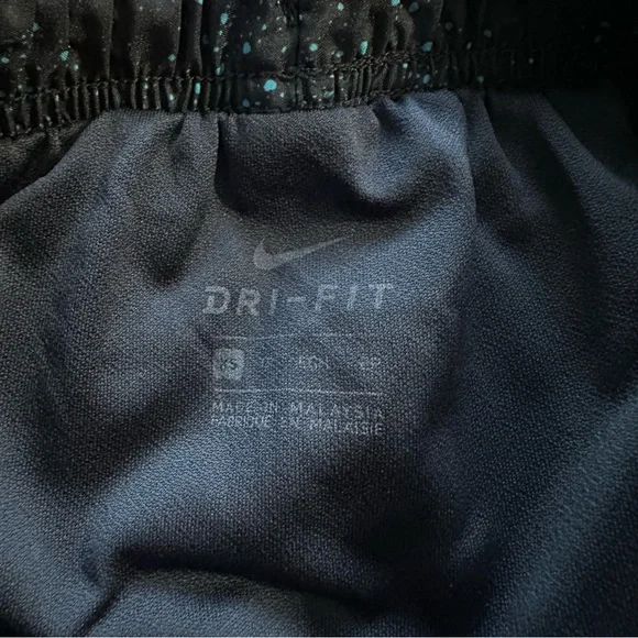 Nike Women’s Dry Fit Tempo Running Shorts - Blue and Pastel Bundle - Picture 6 of 7